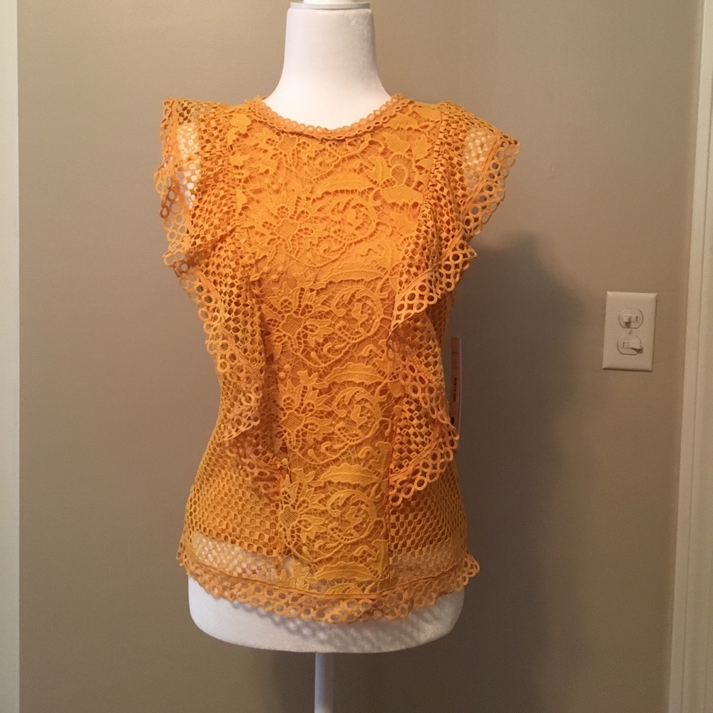 AQUA Ruffled Laced Hobo Sleeveless Top